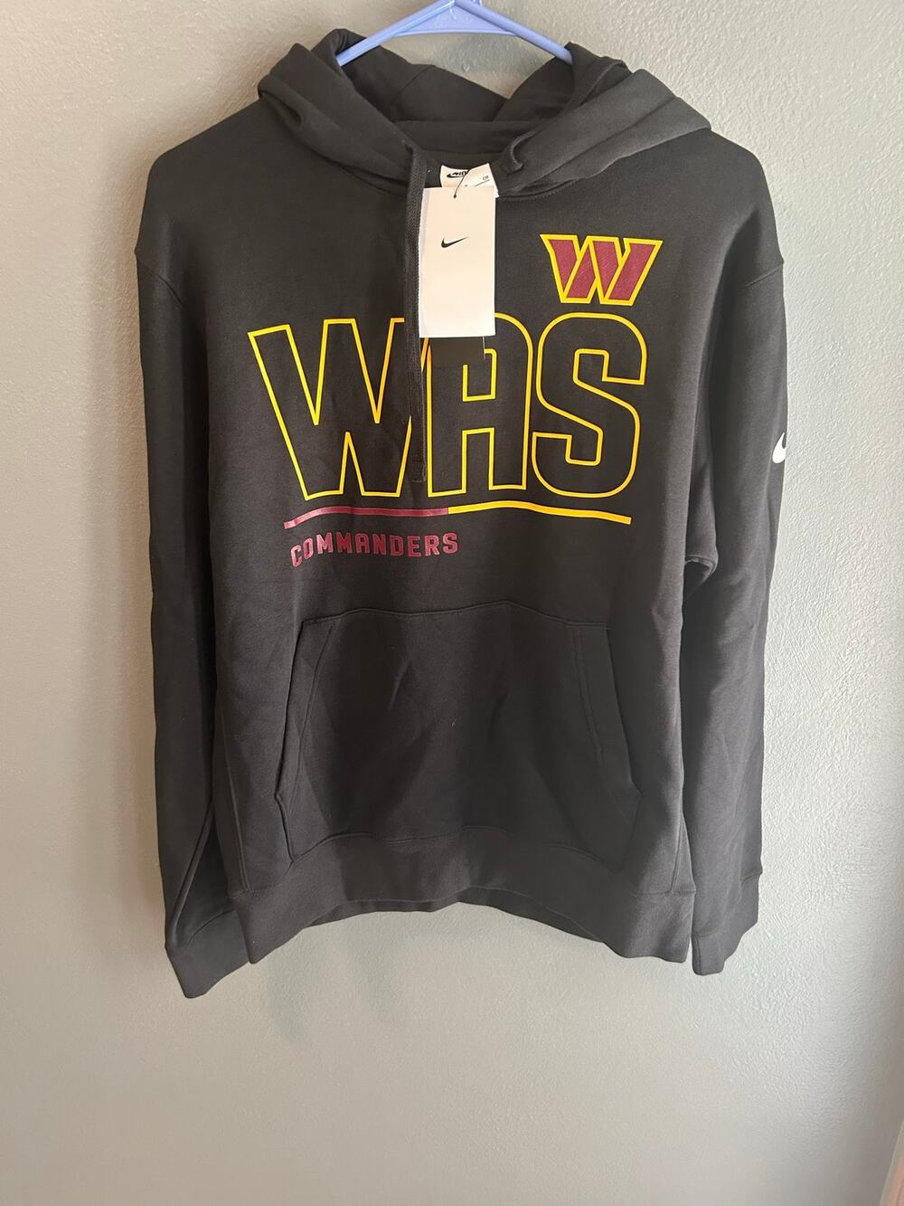 Washington Commanders Nike Small Black Hoodie Sweatshirt (NWT)